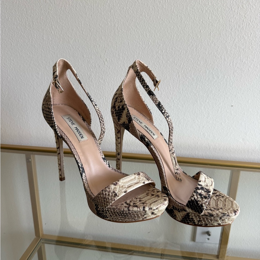 Steve Madden Snakeskin Heels - Black and Tan